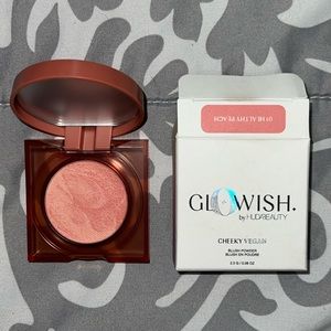 Glowish by Huda Beauty Cheeky Vegan Blush Powder - Healthy Peach